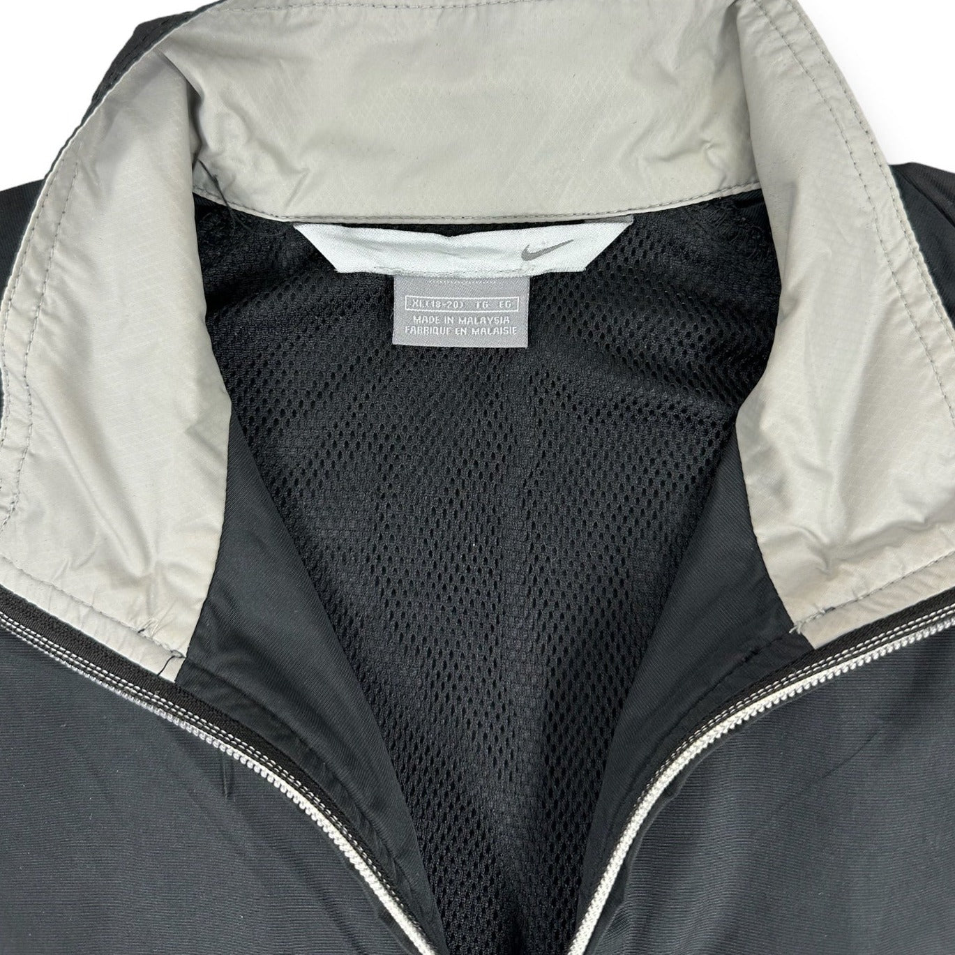 Vintage Nike black Trackjacket