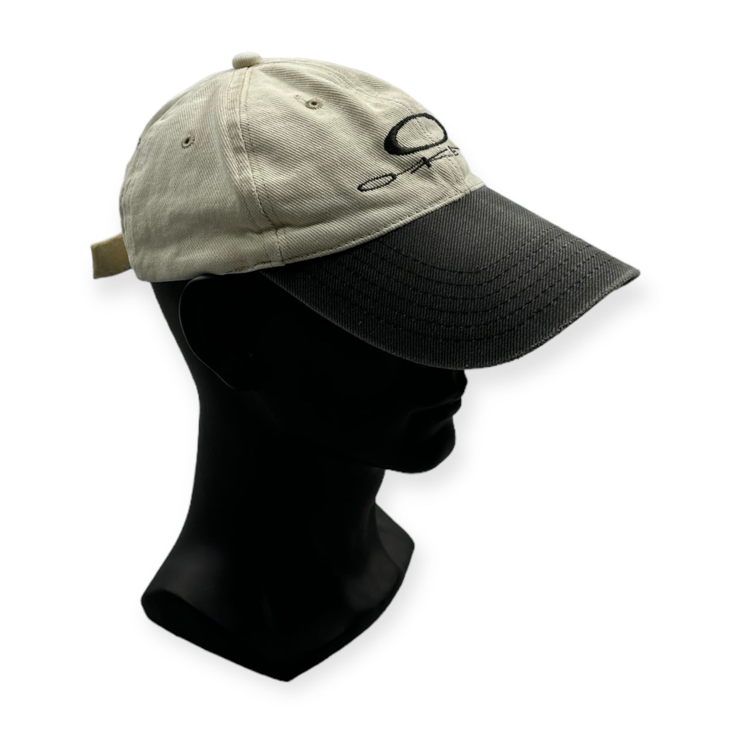 Oakley Vintage beige Cap