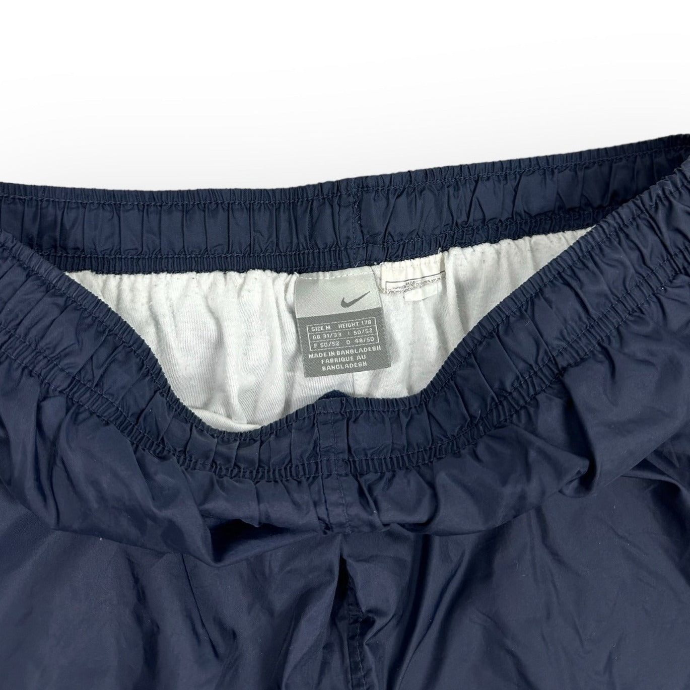 Vintage Nike navy blue Trackpants – le destin sportif